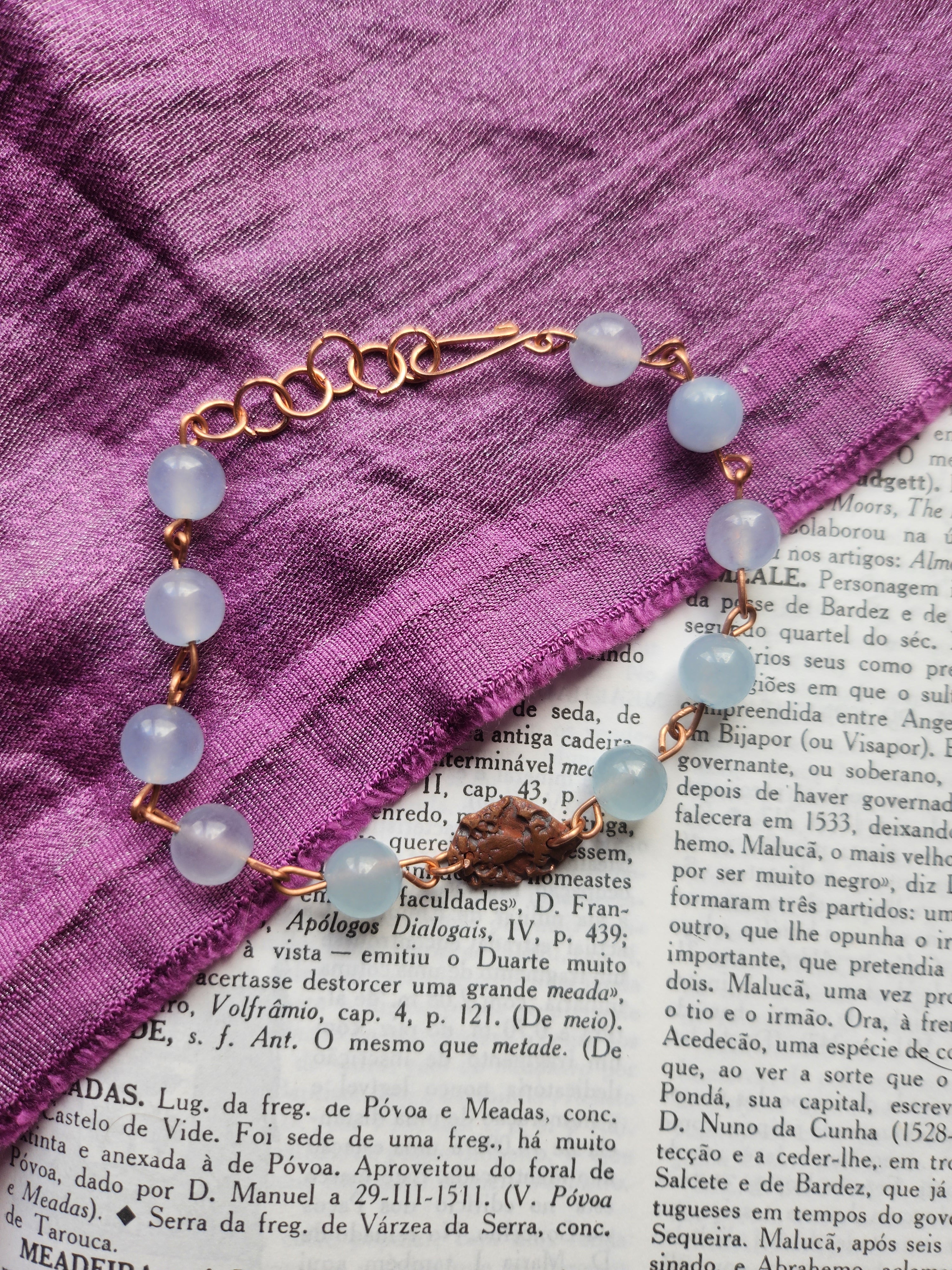 Colección Barroca Mística - Pulsera de Aguamarina y Cobre