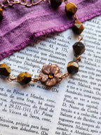 Colección Flor Eterna - Pulsera de Ojo de Tigre y Cobre