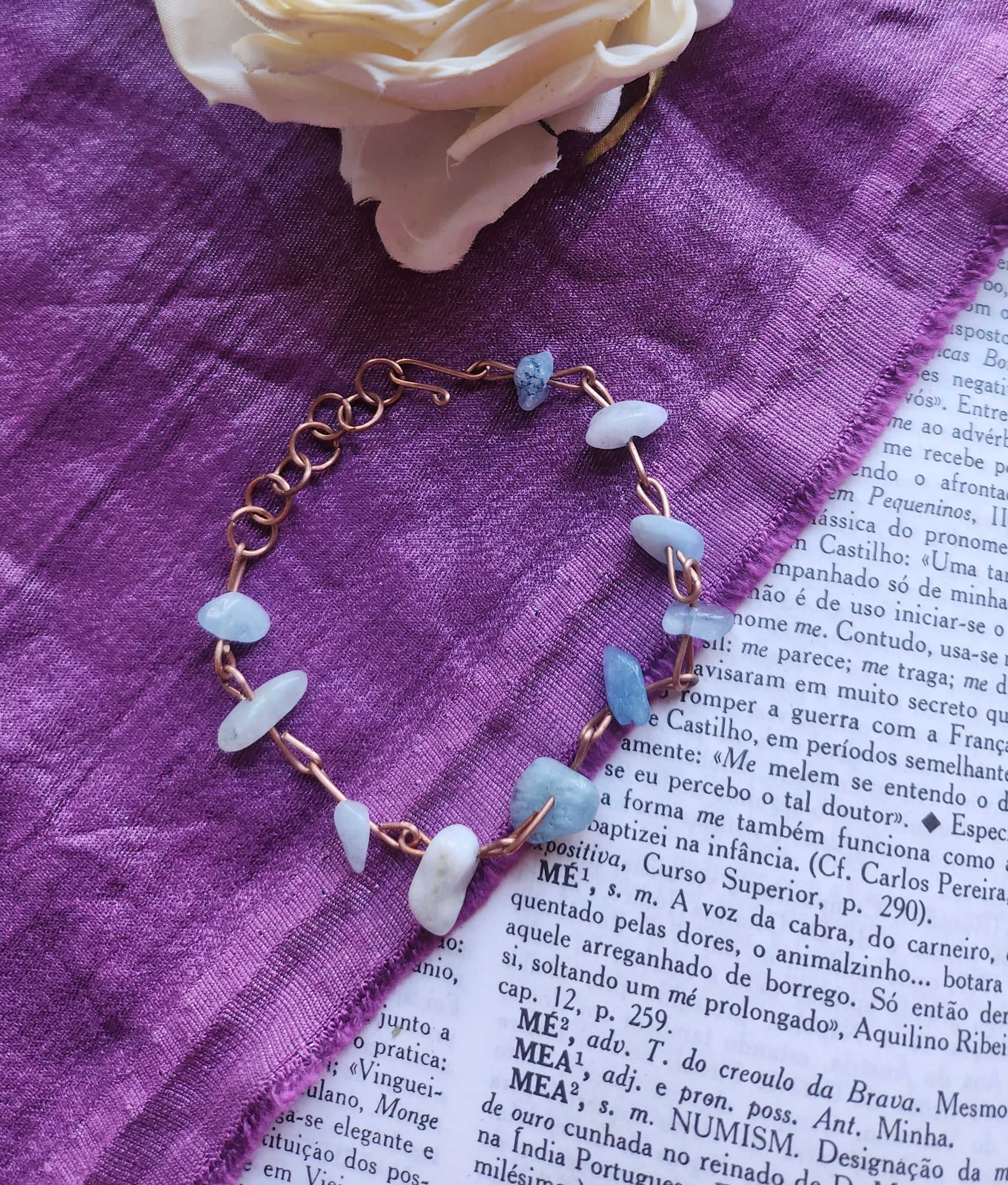 Pulsera de aguamarina y cobre