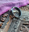 Anillo de Hematita de Corte Facetado