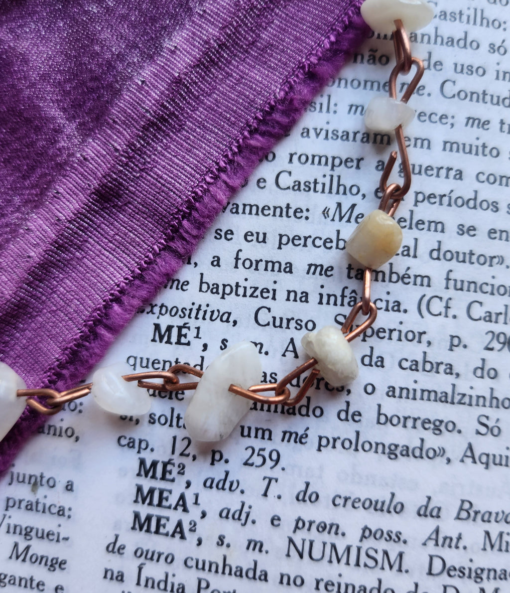 Pulsera de piedra lunar y cobre