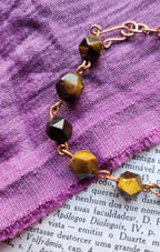 Colección Flor Eterna - Pulsera de Ojo de Tigre y Cobre