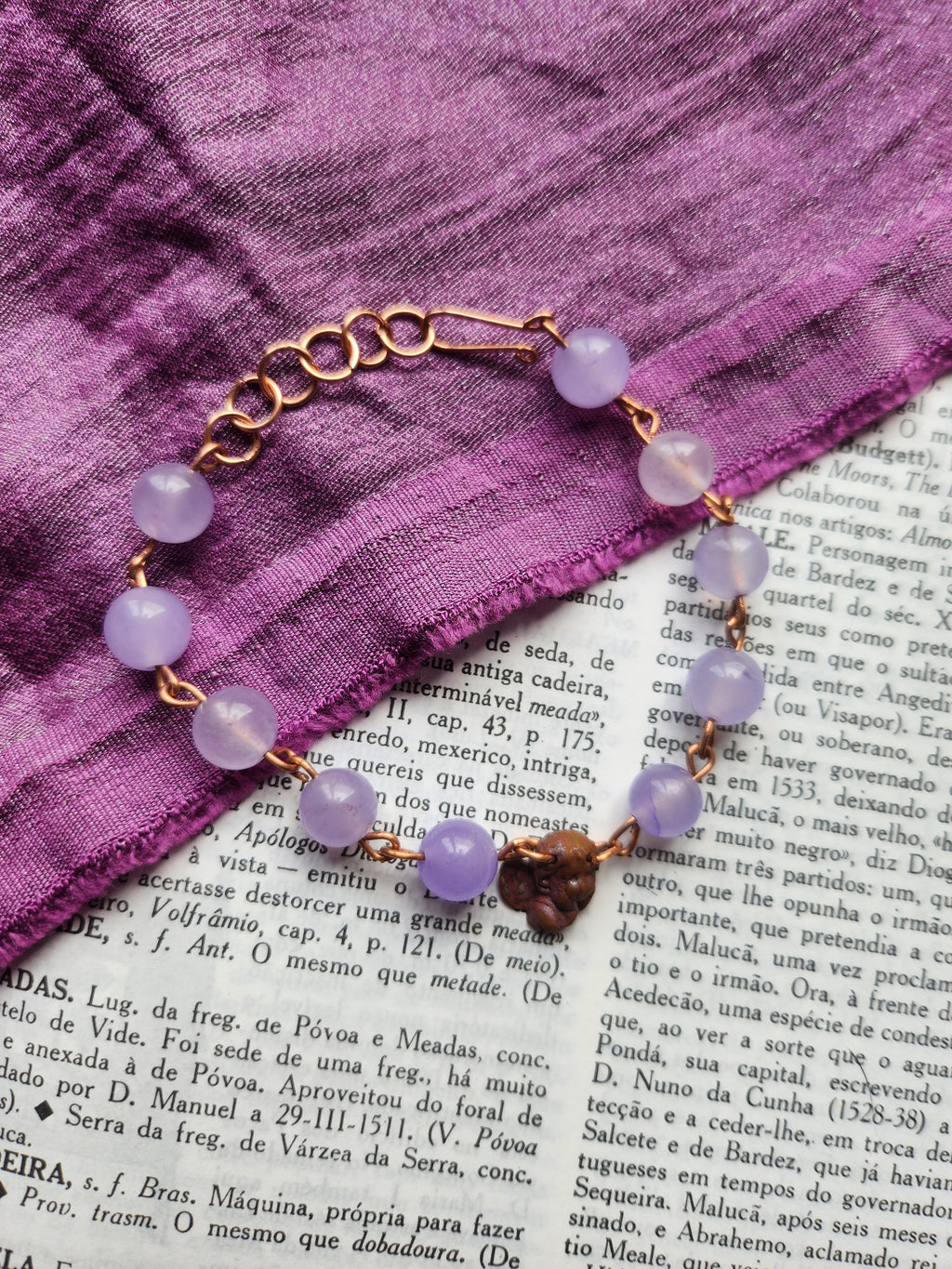 Colección Ecos del Cielo - Pulsera de amatista y cobre