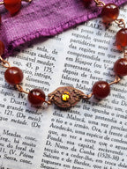 Colección Resonancia Arcana - Pulsera de cornalina y cobre